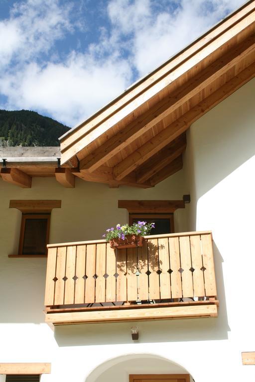 Ferienhaus "Larch Soge" Διαμέρισμα Racines Εξωτερικό φωτογραφία