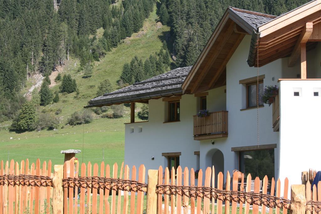 Ferienhaus "Larch Soge" Διαμέρισμα Racines Εξωτερικό φωτογραφία